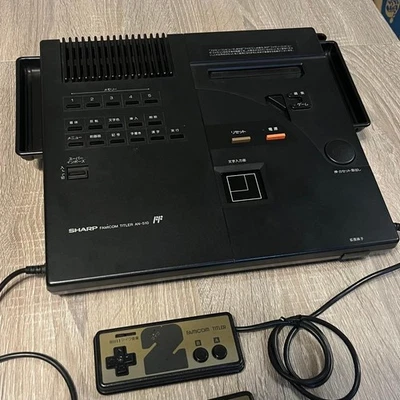 Título Famicom SHARP AN-510 Hecho en Japón El funcionamiento no está confirmado Foto 1 de 4