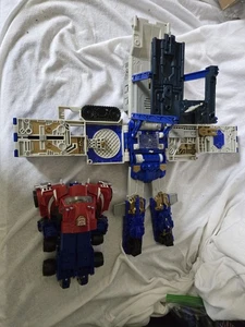 2002 Hasbro Transformers Armada Optimus Prime w/Sparkplug Mini-Con Figure - Picture 1 of 12