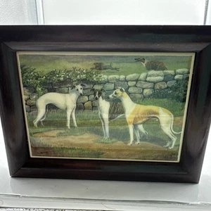 Piastrella incorniciata Greyhound Whippet anni 80 made USA 7,5 X 5,5 pollici come incorniciata - Foto 1 di 7