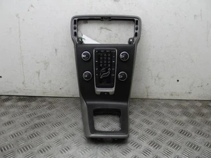 Volvo V40 Radio Trim With Radio Control Panel 2531780y5cs Mk3 2012-2020F - Picture 1 of 7