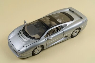 MAISTO 1/18 JAGUAR XJ-220 IN ECCELLENTI CONDIZIONI - Immagine 1 di 4