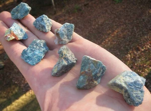 BLUE APATITE NATURAL THROAT CHAKRA MANIFESTATION CRYSTAL LOT 70g - Picture 1 of 5