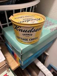 Knudsen Farmer Style Creamer Cottage Cheese Container 1949 - Picture 1 of 7
