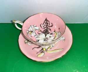 Vintage Double Warrant Paragon Easter Lily Tea Cup, Paragon Pink Easter Lily Tea - Picture 1 of 9