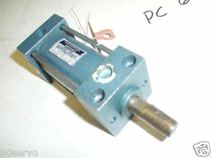 HANNIFIN DIVISION PNEUMATIC CYLINDER # 1 1/8 X 11/2 STROKE:1.50" BORE: 1.125" - Picture 1 of 4