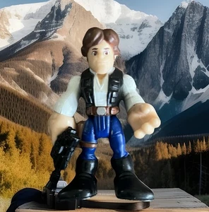 2011 Hasbro Star Wars Han Solo With Blaster Mini Figurine. MINT - Picture 1 of 1