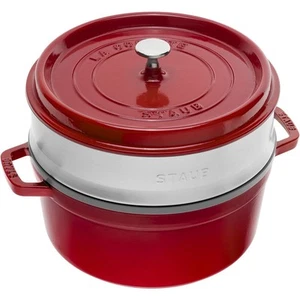 STAUB Cocotte Redonda con Cesta de Vapor 26 cm Cereza - Imagen 1 de 3