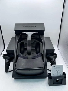 Oculus Quest 1 VR Gaming Headset 128GB 2 Controller, Box - Schwarz - Gebraucht - Bild 1 von 14