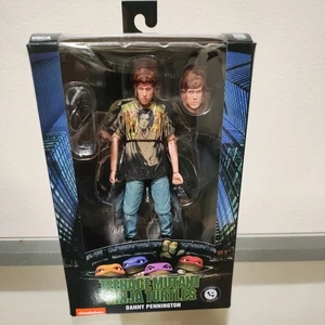 NECA Teenage Mutant Ninja Turtles Danny Pennington Exclusive Actionfigur - Bild 1 von 4