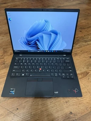 SSD Lenovo ThinkPad X1 Carbon Gen 10 1.3 GHz i5-1235U 16GB 512GB - Imagem 1 de 4