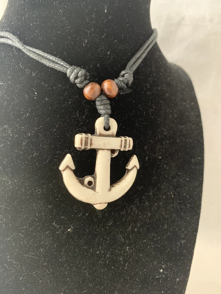 Collar Ancla Blanco Imitación Yak Hueso Resina Playa Pescador J15 Foto 1 de 1