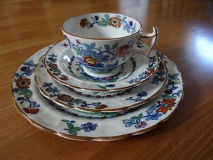 Antiguo Cabinas Pompadour Silicona China Inglaterra Taza Platillo Plato Juego de 4 Piezas - Imagen 1 de 17