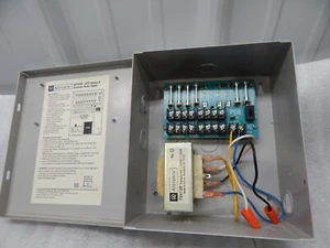 Altronix ALTV248 CCTV 120 VAC input Wall Mount 24 VAC output Power Supply 4 AMP - Picture 1 of 4