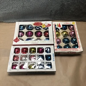 VTG lot of Coby, Holly, Coby, USA Shiny Brite Fades Glass Christmas Ornaments - Picture 1 of 4