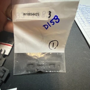 NEU W10854425 Whirlpool Frontplatte Clip OEM - Bild 1 von 2