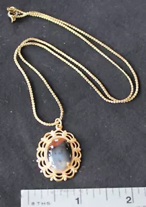 BELLISSIMA Collana Agata Montana Ornata Riempita d'oro Antica/Vintage NOS - Foto 1 di 2