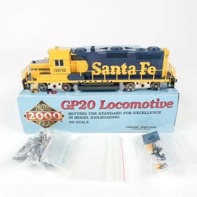 Proto 2000 HO Scale Santa Fe ATSF #3102 GP30 Diesel Locomotive DC Powered 8104 - Image 1 of 4