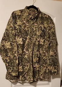 WOODS & WATER OUTFITTERS Camo Deer Buck Long Sleeve Button Up Sz Large NEW - Picture 1 of 5