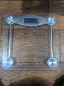 Weight Watchers 8964U Glass Precision Electronic Scale Bathroom Scale - Picture 1 of 5