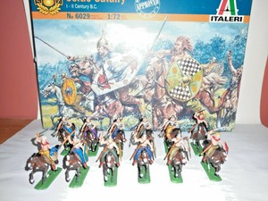 roman toy soldiers