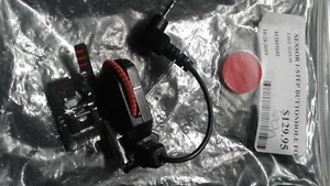 Husqvarna Viking Sensor 1-stufiger Knopflochfuß 412815102 - Bild 1 von 6