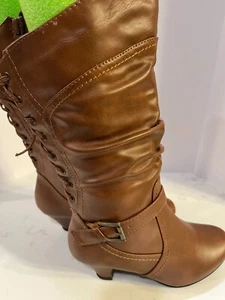 LINK Young Women's Tan Faux Leather Knee High Boots With Buckles & Laces Size 4 - Picture 1 of 8