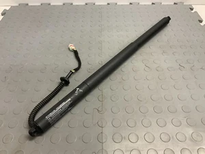 HYUNDAI IONIQ 5 BOOTLID / TAILGATE ELECTRIC STRUT ACTUATOR 814831-GI100 - Picture 1 of 4