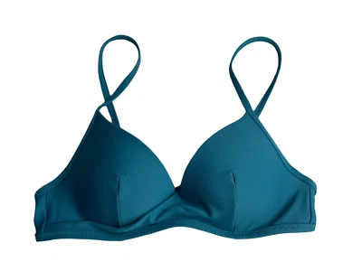 Top de bikini SHADE & SHORE TARGET VERDE AZULADO Variedad Tallas Precio de venta sugerido por el fabricante $29.99 Foto 1 de 4