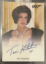 2015 James Bond Archives TERI HATCHER as Paris Carver Autograph Card Full Bleed