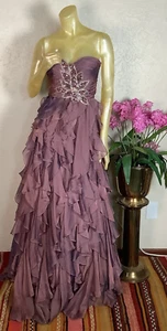 Maxi Vestido Formal Amelia Couture Con Cuentas Volantes Púrpura Iridiscente - Talla 4 - Imagen 1 de 24
