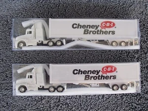 Zwei 1/64 Cheney Brothers Cabover Semi mit Anhänger - Bild 1 von 2