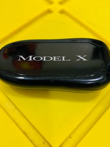 Tesla Model X Smart Keyfob Keyless Entry Remote OEM 2AEIM P/N: 1048699-01-B - Picture 1 of 4
