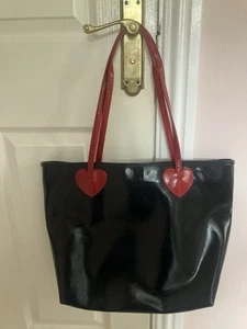 LULU GUINNESS SHOULDER BAG TOTE BAG BLACK PATENT LEATHER? FAUX? RED HEARTS VGC - Picture 1 of 10