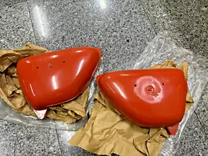 Honda CG110 CG125 CG-110 CG-125 L/R Kunststoffrahmen Seitendeckel Orange NEU ... - Bild 1 von 15