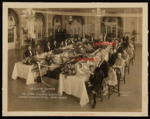 UNIVERSAL STUDIOS EDWARD LAEMMLE SELTENES 11x14 HOCHZEITSFOTO MIT CARL LAEMMLE 1923 - Bild 1 von 4