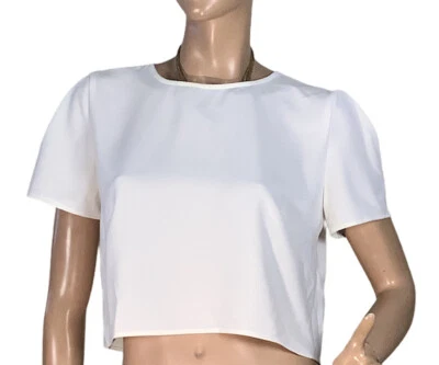 🌻*EL QUINTO CROP TOP TEJIDO CALIDAD TALLA L COMO NUEVO  Foto 1 de 4