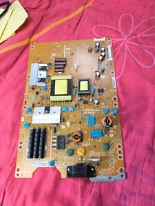 715G5194-P01-W20-002M - Photo 1/4