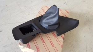 OEM Toyota Supra 93-98 manual 6-speed shifter panel + boot Genuine RHD - Picture 1 of 6