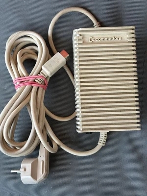 Netzteil 3,- Amper für / for AMIGA 500/500+/A600 & A1200, work #04 25 - Bild 1 von 4