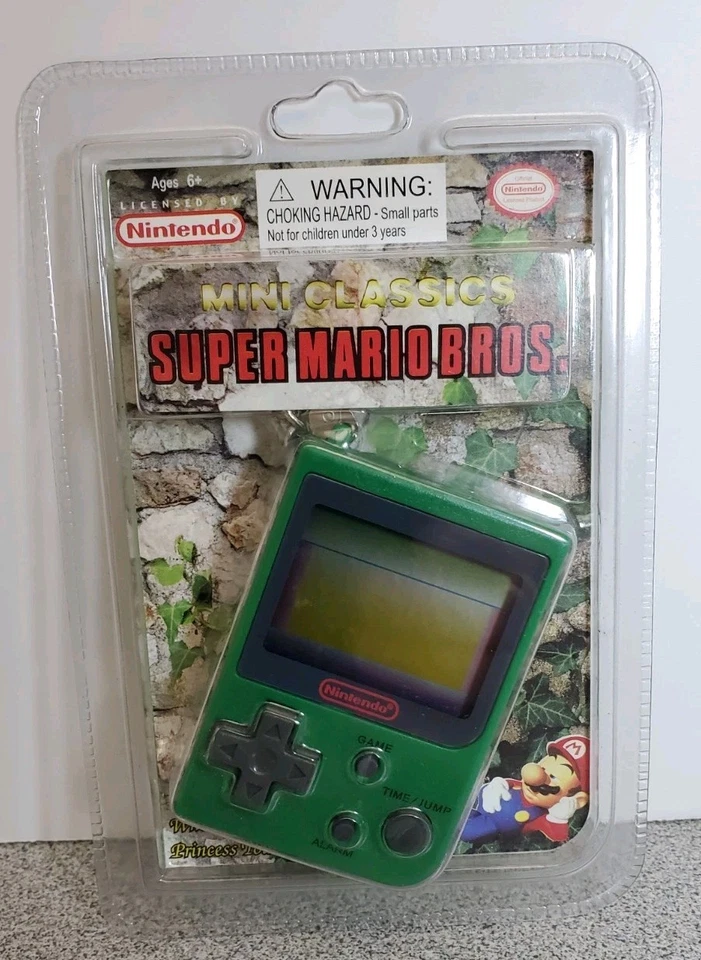 Vintage 1998 Nintendo Mini Classics Super Mario Bros. Keychain Sealed NOS Green - Image 1 of 4