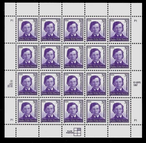 PADRE FELIX VARELA US #3166 AMERICAN HUMANITARIAN MINT NH VF 32c STAMP SHEET - Picture 1 of 2