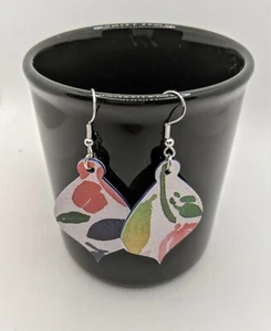 Earrings Handmade | Blue & Red Flower Paper | Teardrop | Fun and Unique - Foto 1 di 3