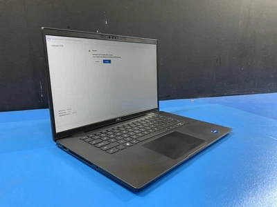 Dell Latitude 7530 Touch Core i7-1265U 32GB DDR4 1TB SSD Iris XE SIN SISTEMA OPERATIVO Foto 1 de 4