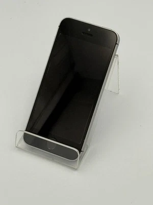 Apple iPhone SE 2016 16GB Grey 4" IOS unlocked Smart Phone Parts Only - Image 1 of 4