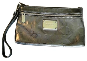 Michael Kors small silver wristlet designer evening clutch carry phone lipstick - Picture 1 of 6
