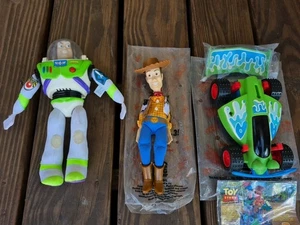 Burger King Niños Juguetes de Comida Disney Pixar Toy Story Juego Completo Woody Buzz Coche RC - Imagen 1 de 5