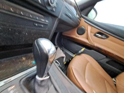 Conjunto de palanca de cambios de transmisión automática usado se adapta a: BMW 328I Grado A 2011 Foto 1 de 4