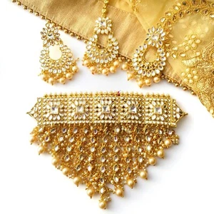 Fabulous Gold and White Choker with matching Earrings and Tikka - Picture 1 of 9