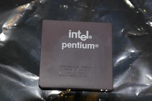 Processeur CPU Intel SY016 Pentium 166 MHz Socket 7 céramique broche dorée - Photo 1/2