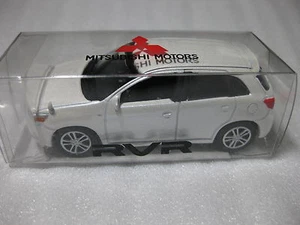 Mitsubishi RVR weiß 2010 1:64 Diecast Modellauto Promo Neu in OVP - Bild 1 von 2